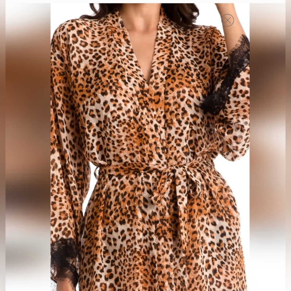 - Angela Leopard Print Robe - In Bloom by Jonquil